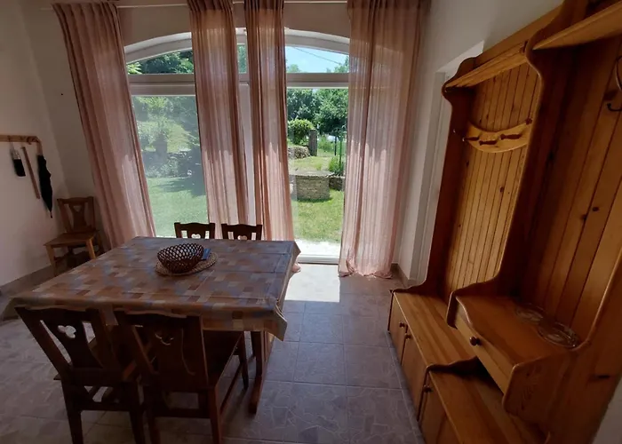 Casa Georgio Vendeghaz アパート